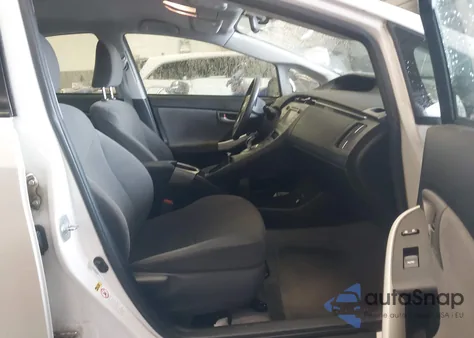 2014 Toyota Prius Two z USA, uszkodzony, nr VIN JTDKN3DU0E1761363